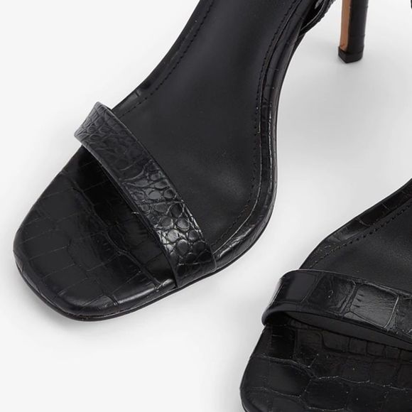 Textured Low Back Heeled Sandals express womens size 9 & 10 NWT shoes - Picture 7 of 7